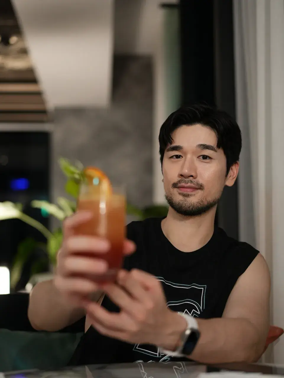 แก้เครียดกับสถานการณ์บ้านเมืองมาดูผู้