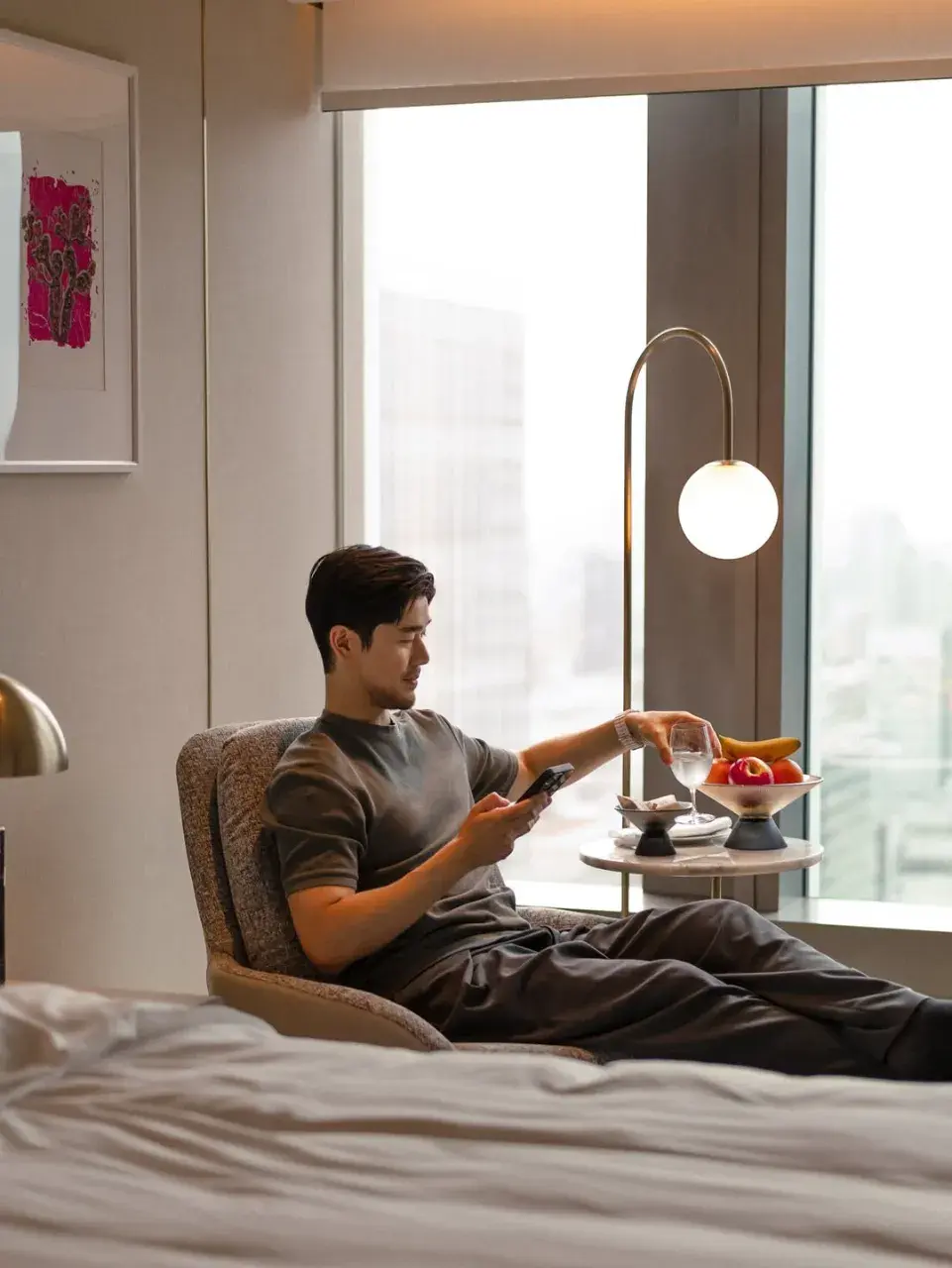 แก้เครียดกับสถานการณ์บ้านเมืองมาดูผู้