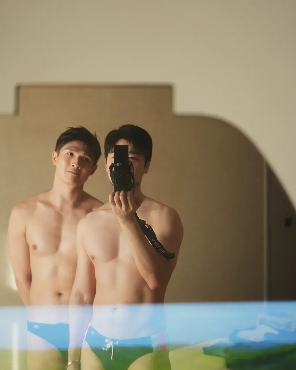 แก้เครียดกับสถานการณ์บ้านเมืองมาดูผู้002