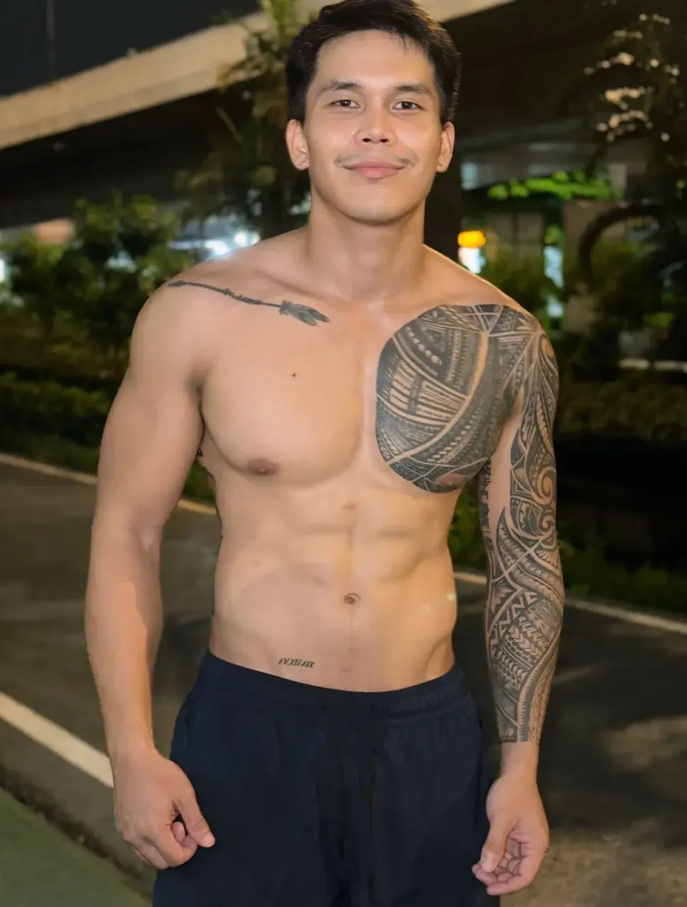 แก้เครียดกับสถานการณ์บ้านเมืองมาดูผู้003