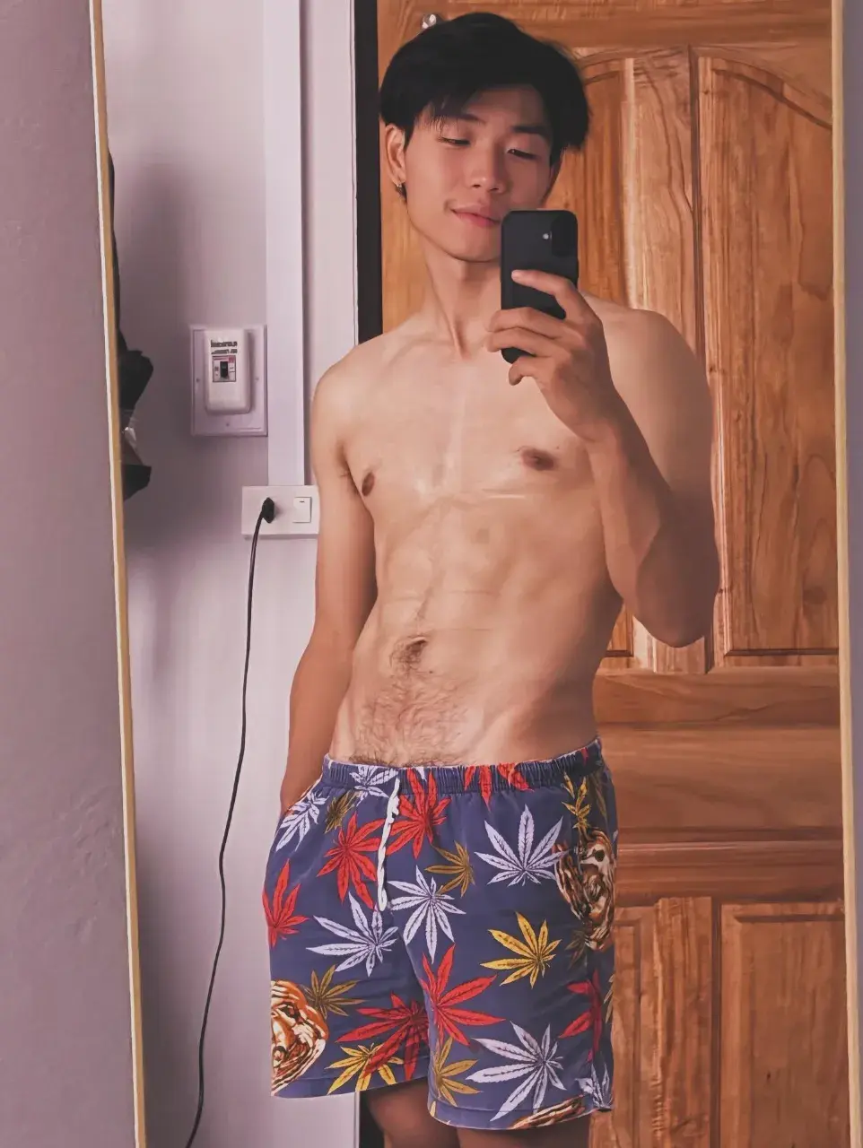 เริ่มจากเล็มขอบๆ