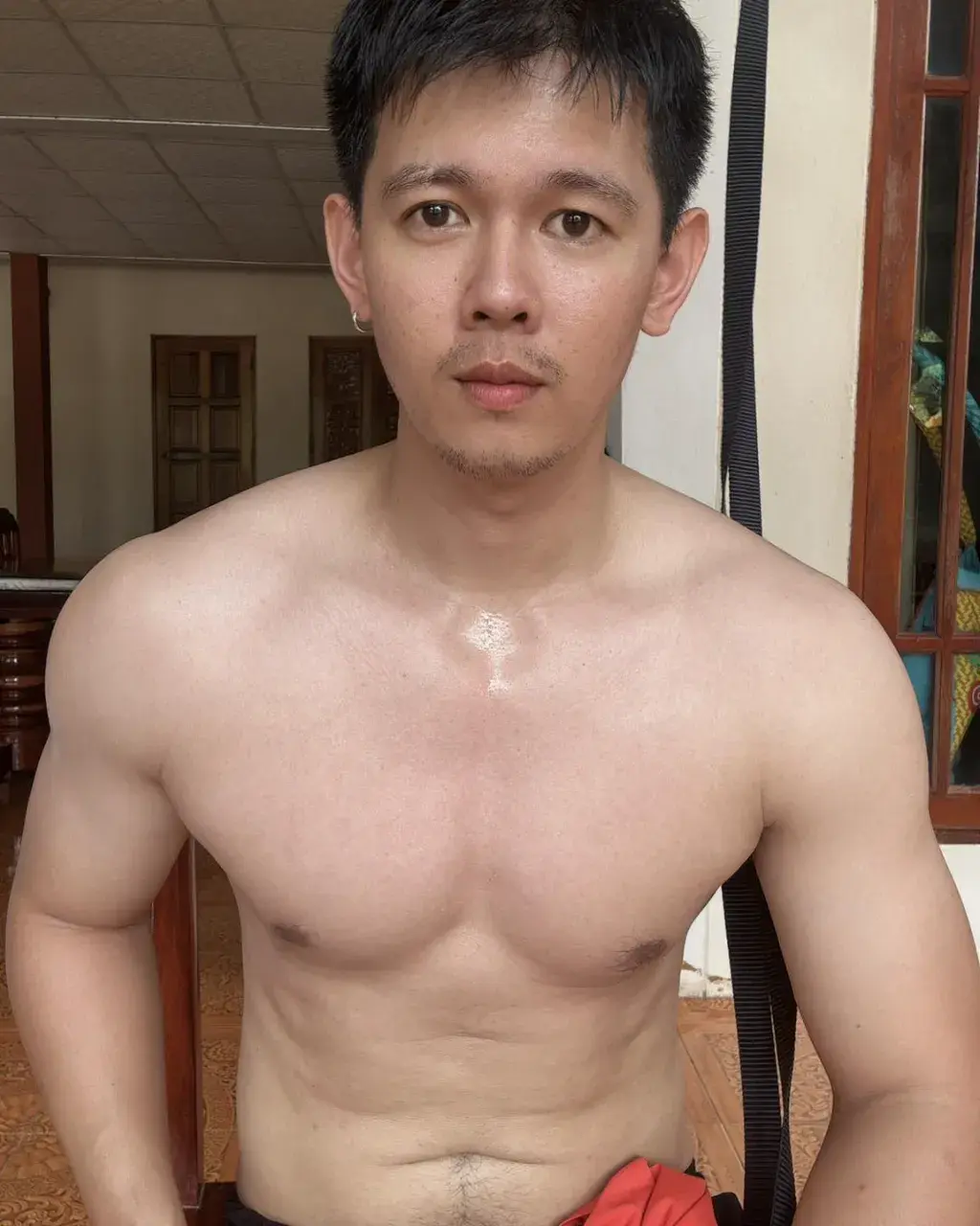 เริ่มจากเล็มขอบๆ