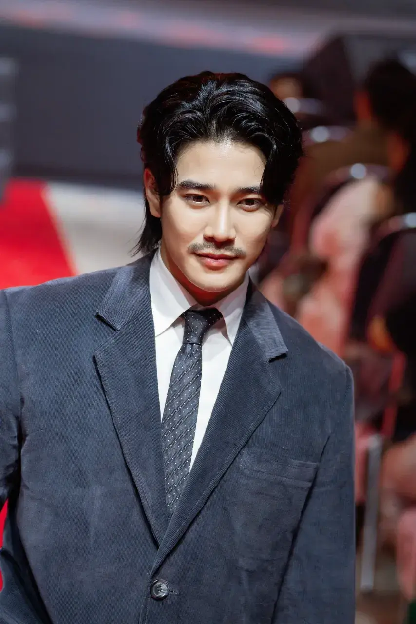 กำเนิดคู่จิ้นพระเอกกับพระเอก