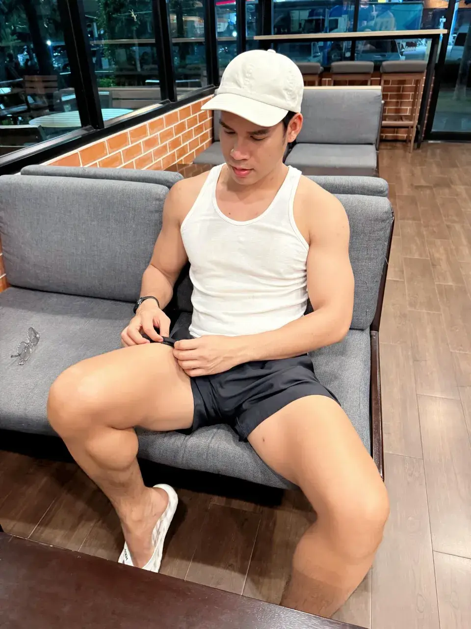 อยากเรียกเธอว่าที่รัก