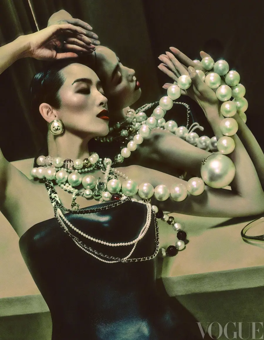 VOGUE China September 2025 (20th Anniversary issue)