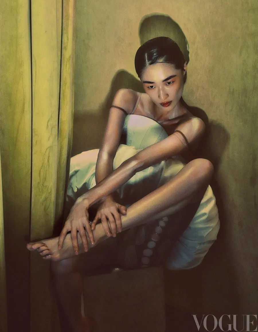 VOGUE China September 2025 (20th Anniversary issue)