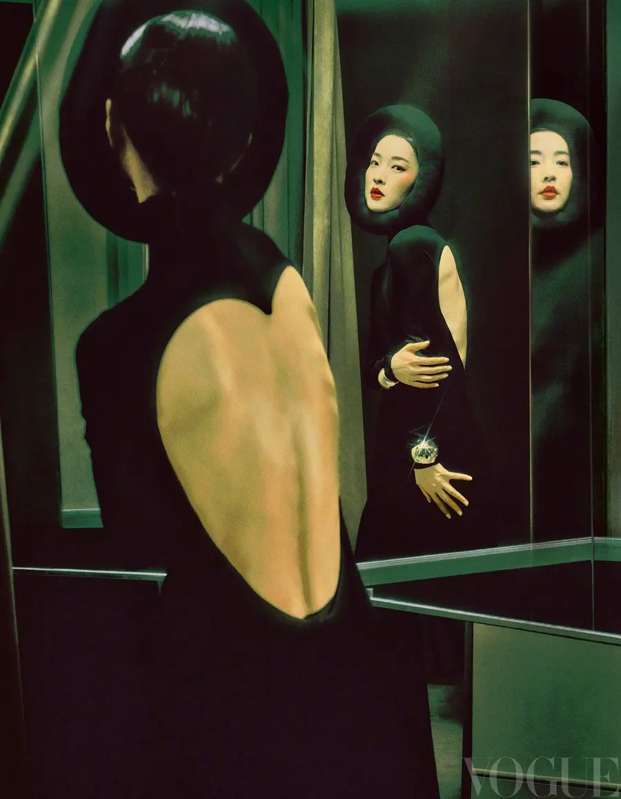 VOGUE China September 2025 (20th Anniversary issue)