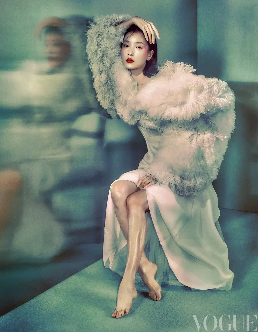 VOGUE China September 2025 (20th Anniversary issue)