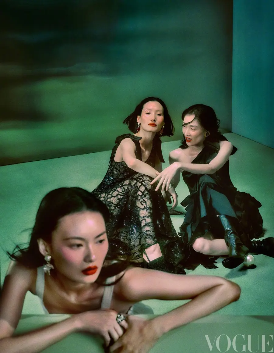 VOGUE China September 2025 (20th Anniversary issue)