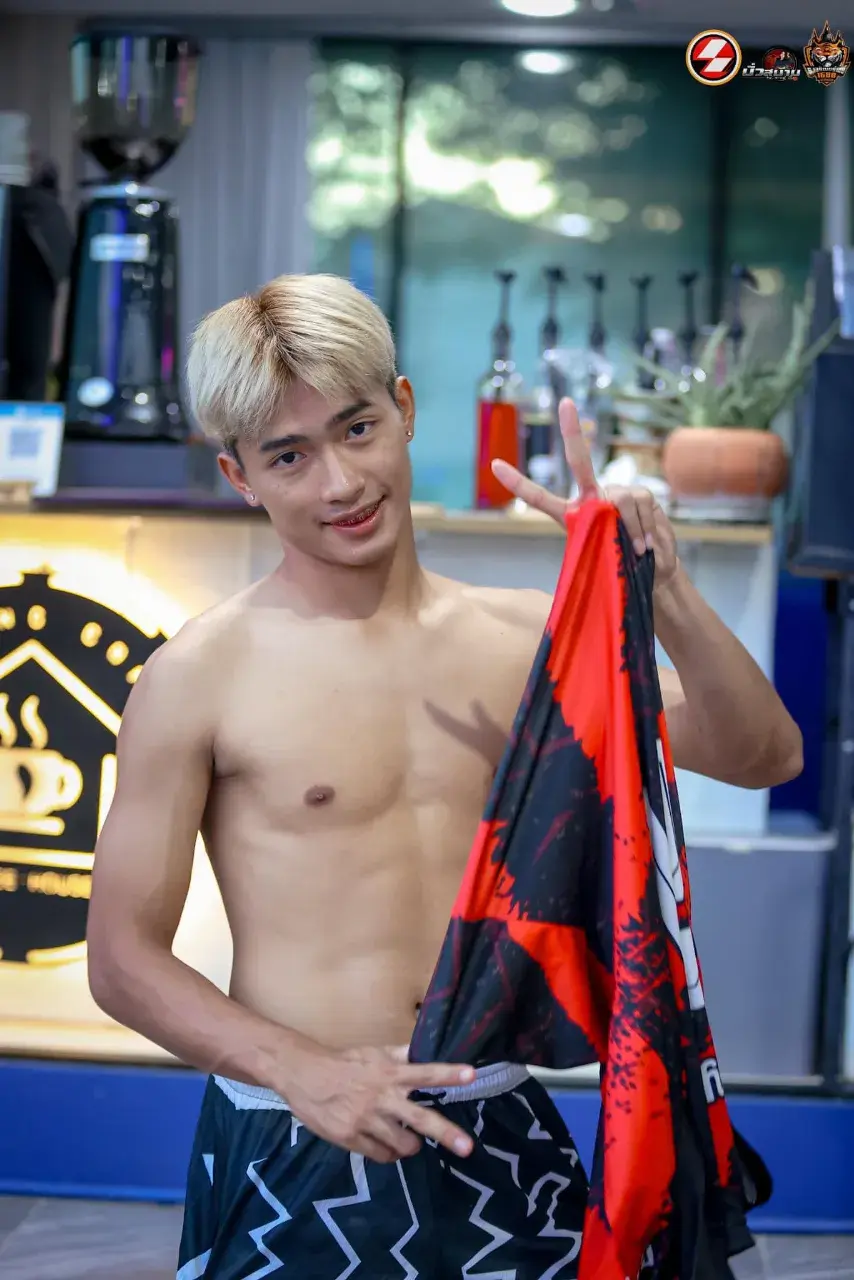 ชอบไทบ้าน1