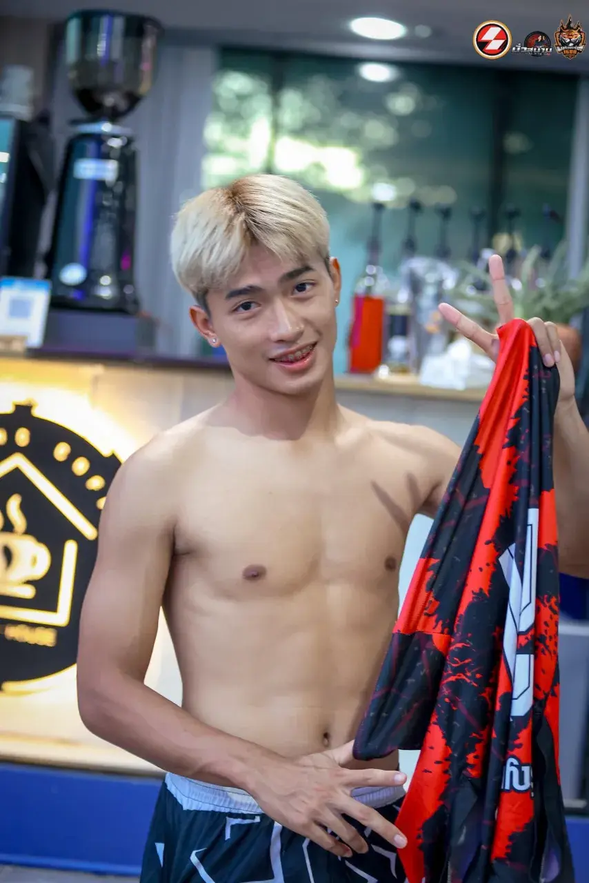 ชอบไทบ้าน1