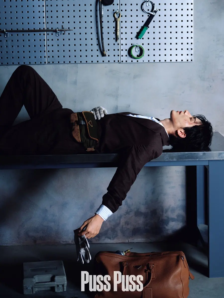 Zhang Xincheng @ PUSS PUSS China S/S 2025