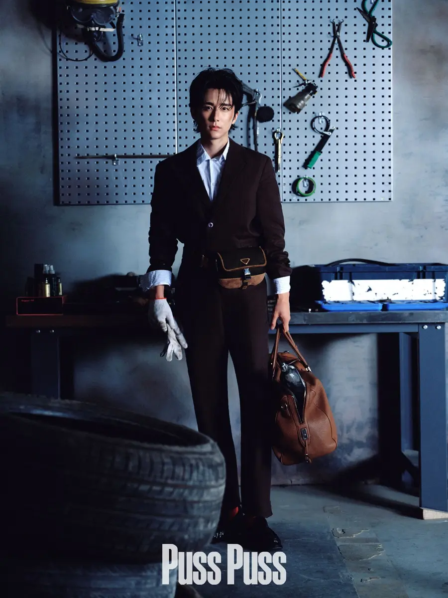 Zhang Xincheng @ PUSS PUSS China S/S 2025