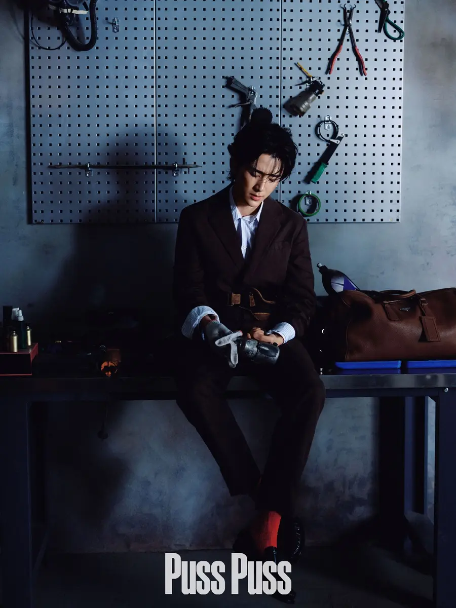 Zhang Xincheng @ PUSS PUSS China S/S 2025