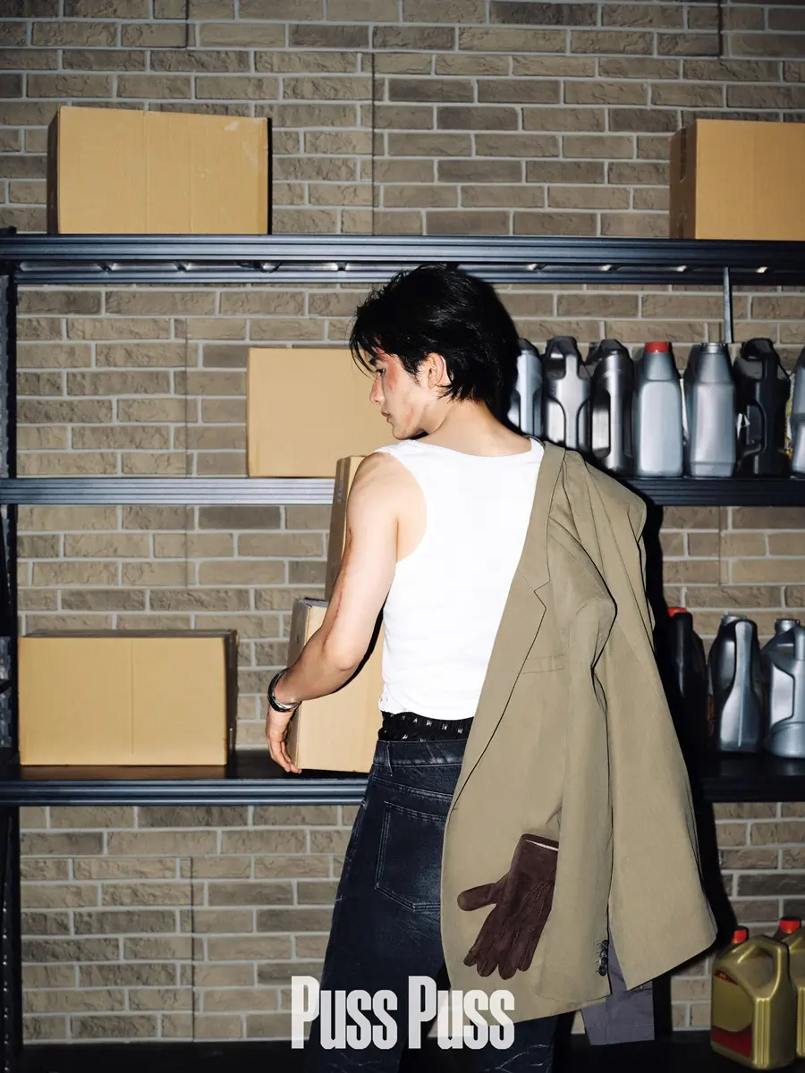 Zhang Xincheng @ PUSS PUSS China S/S 2025