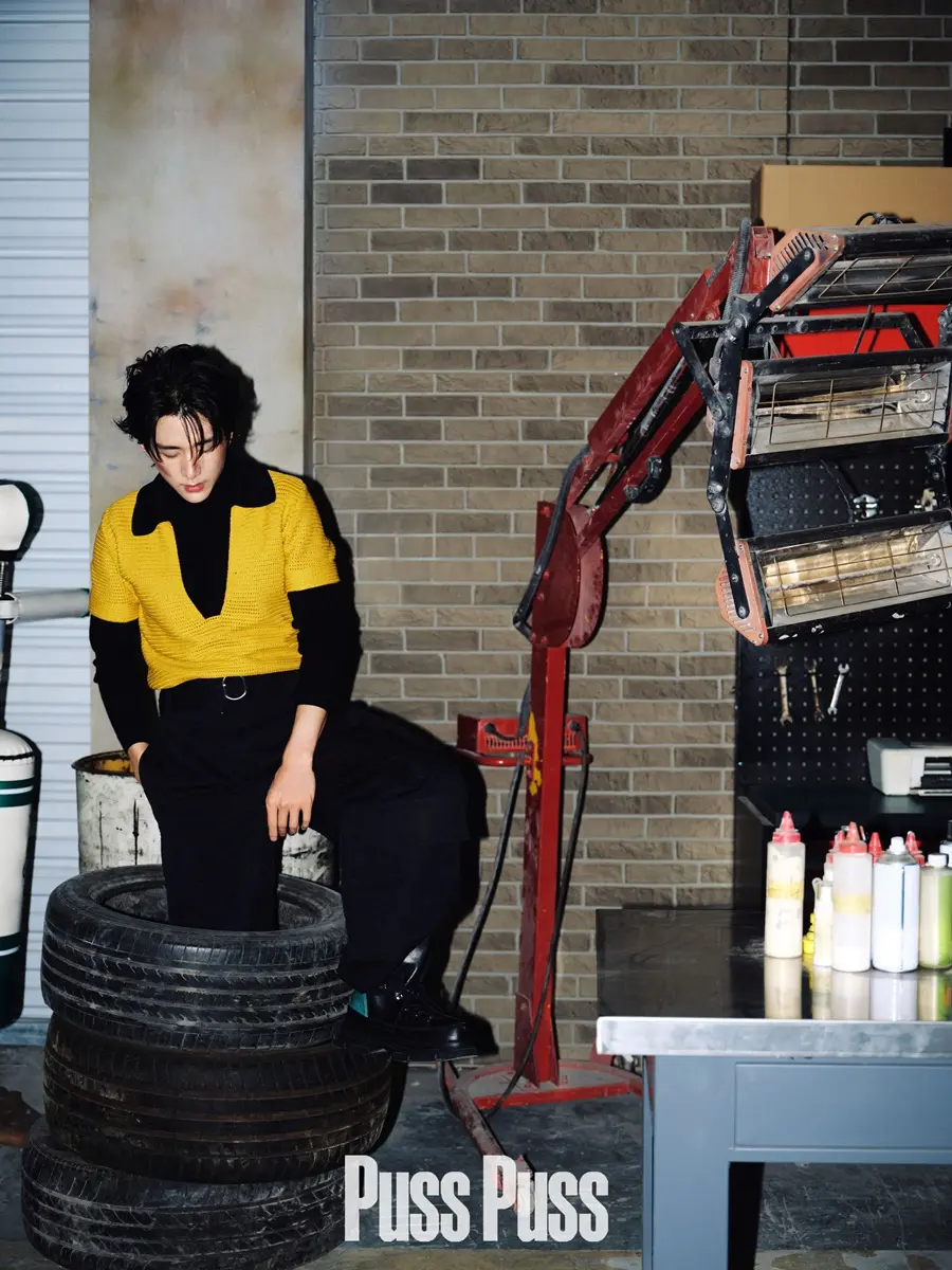 Zhang Xincheng @ PUSS PUSS China S/S 2025