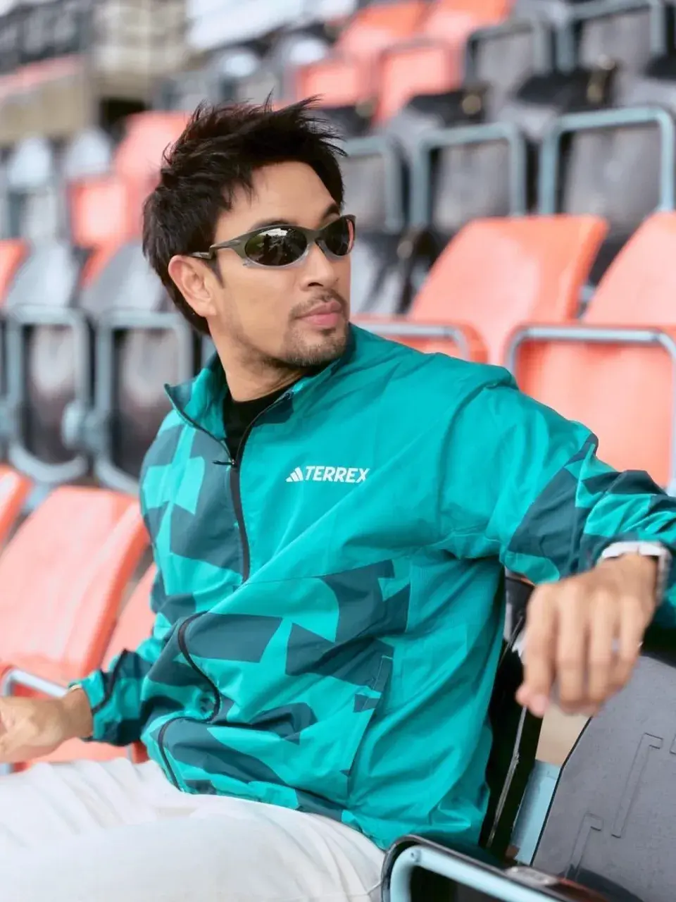 ดารามาดเข้ม