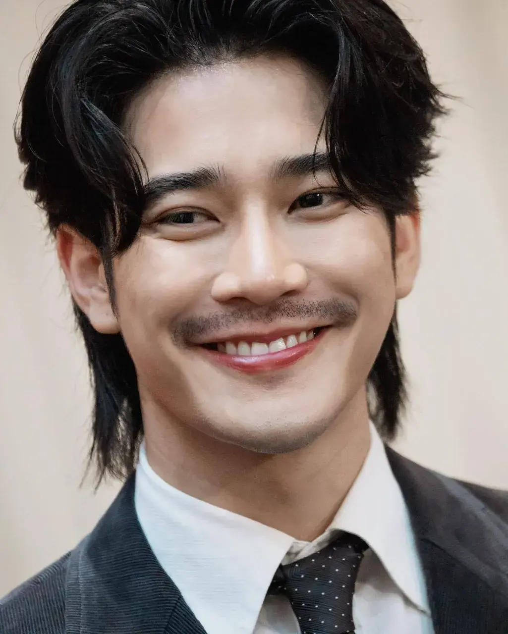 หนุ่มเจ้าเสน่ห์