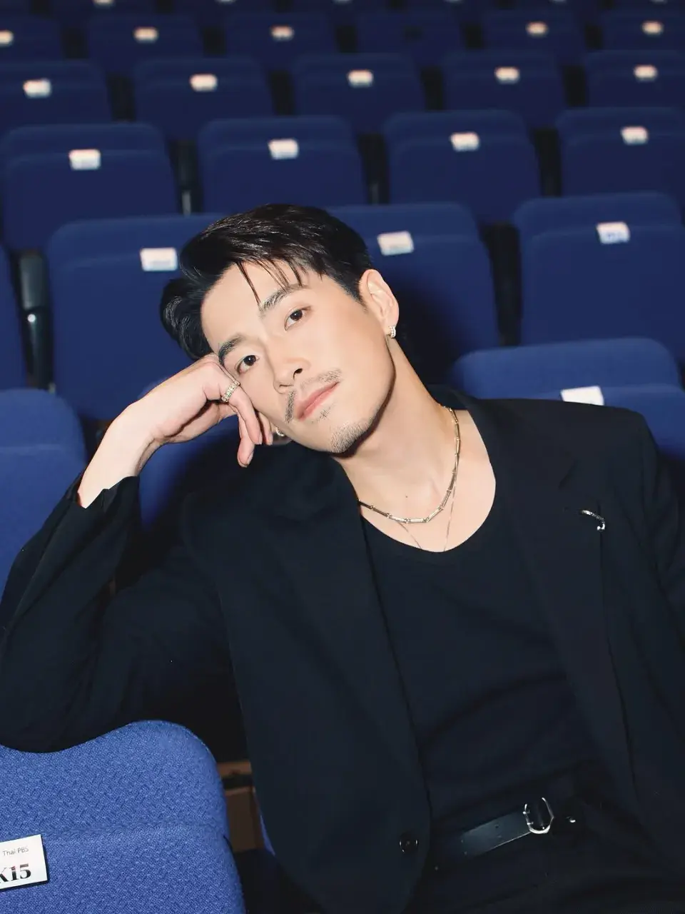 หนุ่มเจ้าเสน่ห์