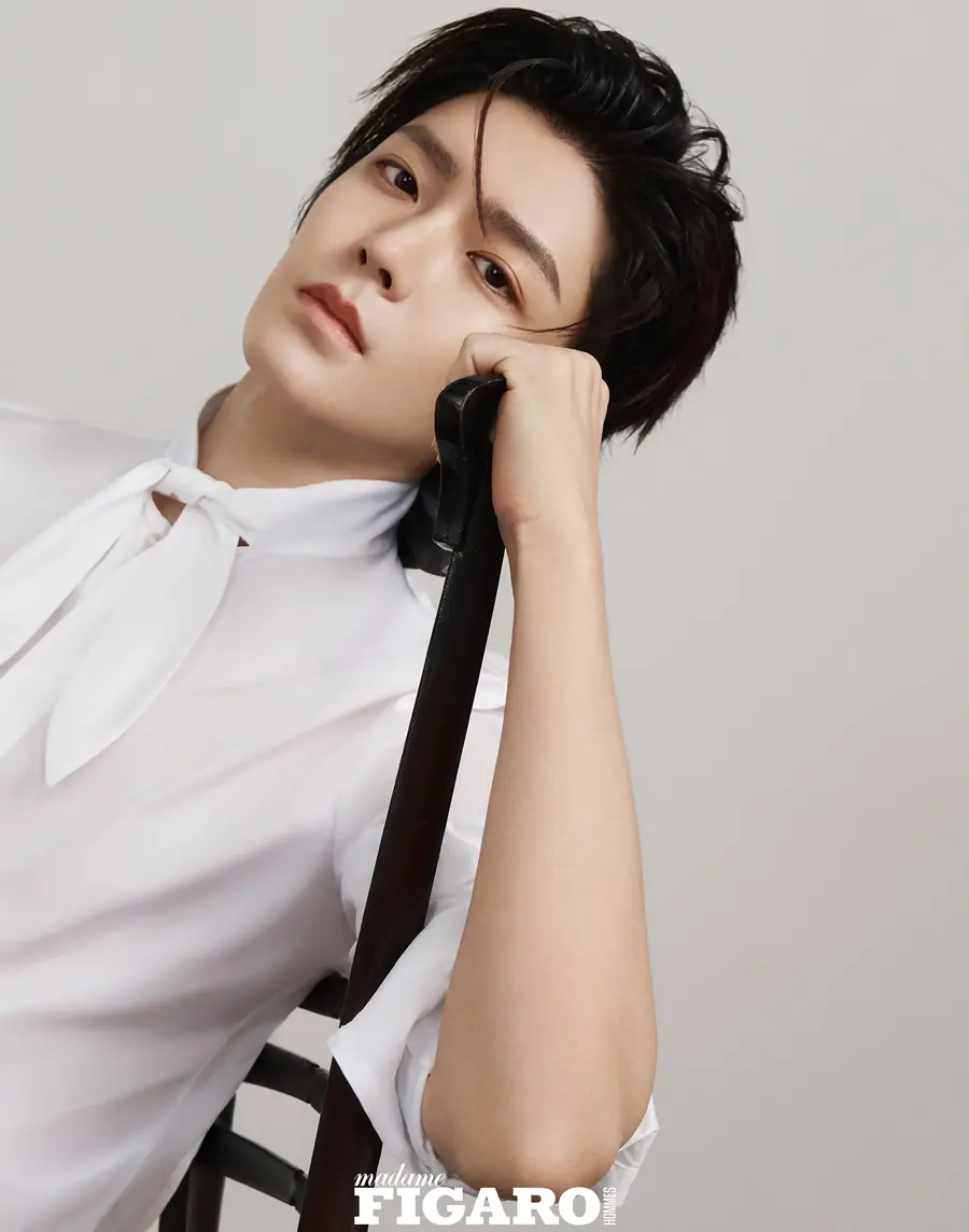 Hou Minghao @ madame FIGARO HOMMES China August 2025