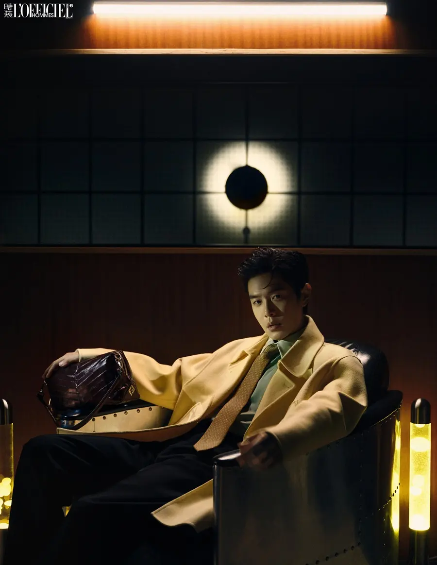 Zhang Ruoyun @ L’OFFICIEL HOMMES China July 2025