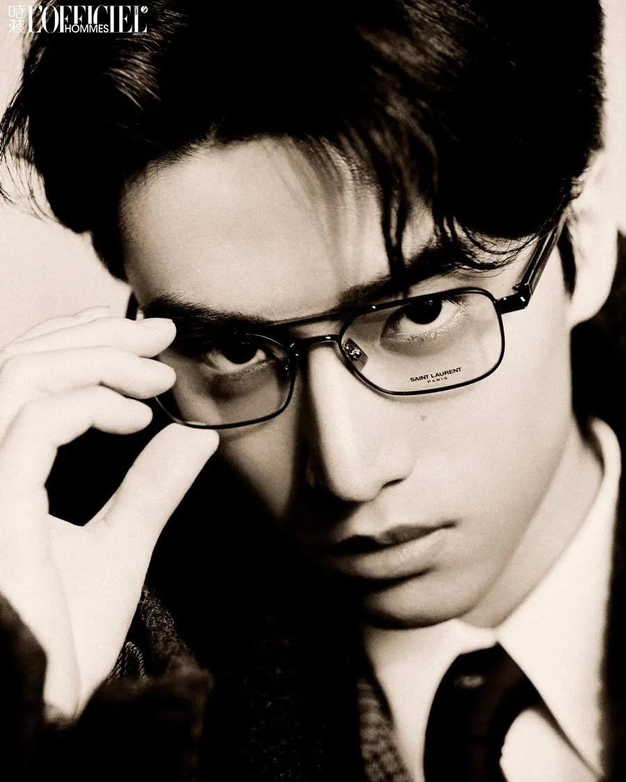 Zhang Kangle @ L’OFFICIEL HOMMES China August 2025