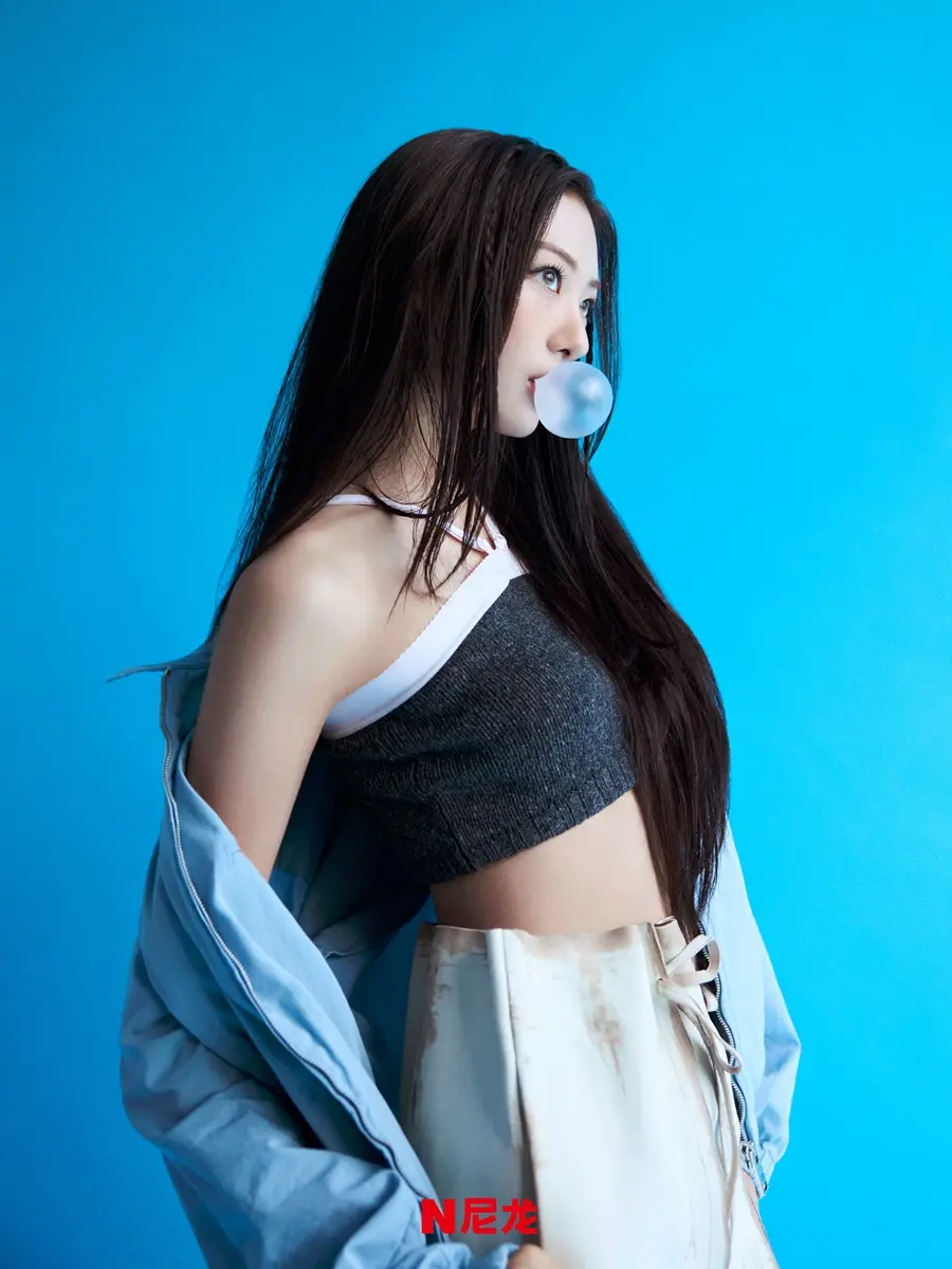 MEOVV @ NYLON China August 2025