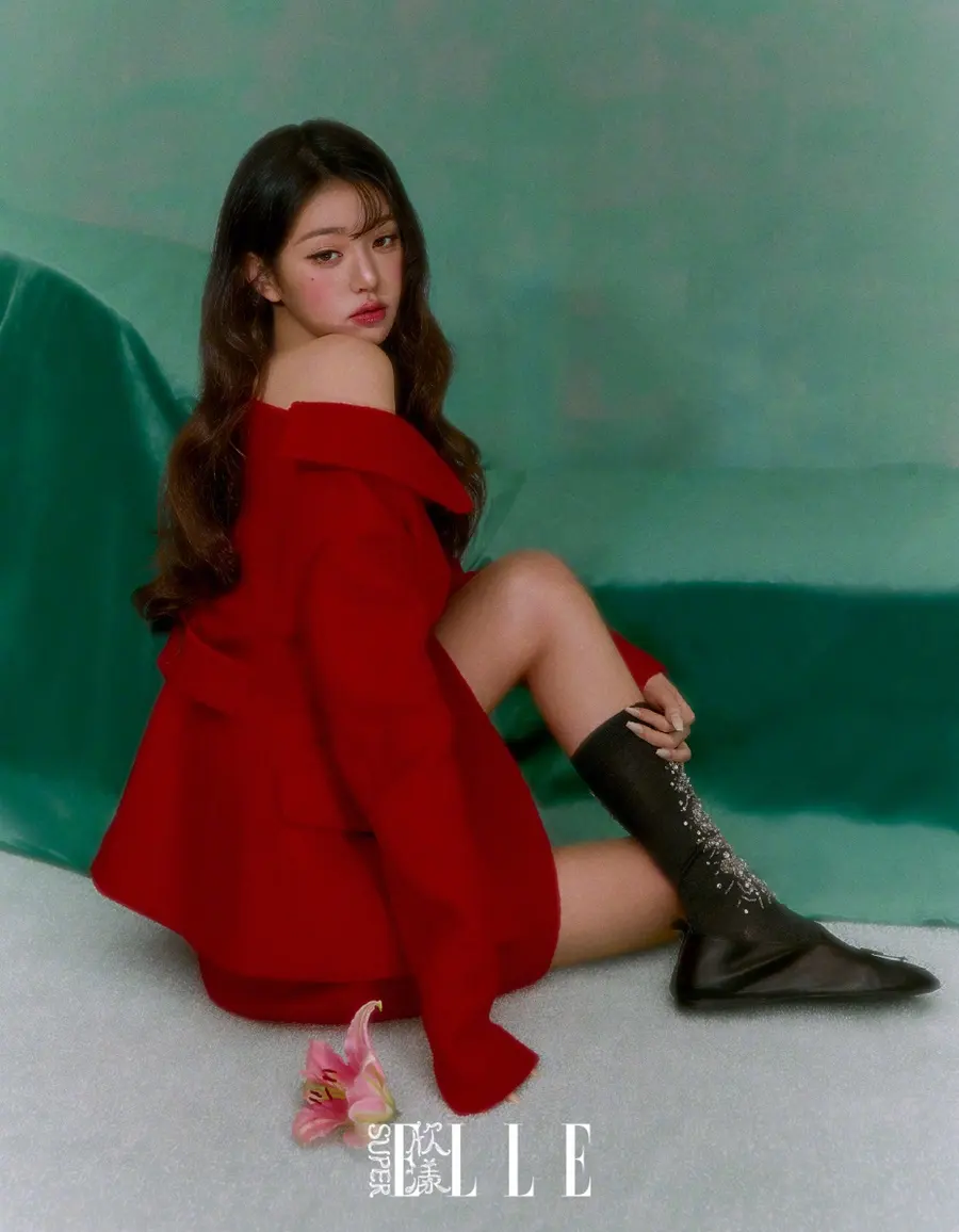 (IVE) Jang Wonyoung @ SuperELLE China September 2025