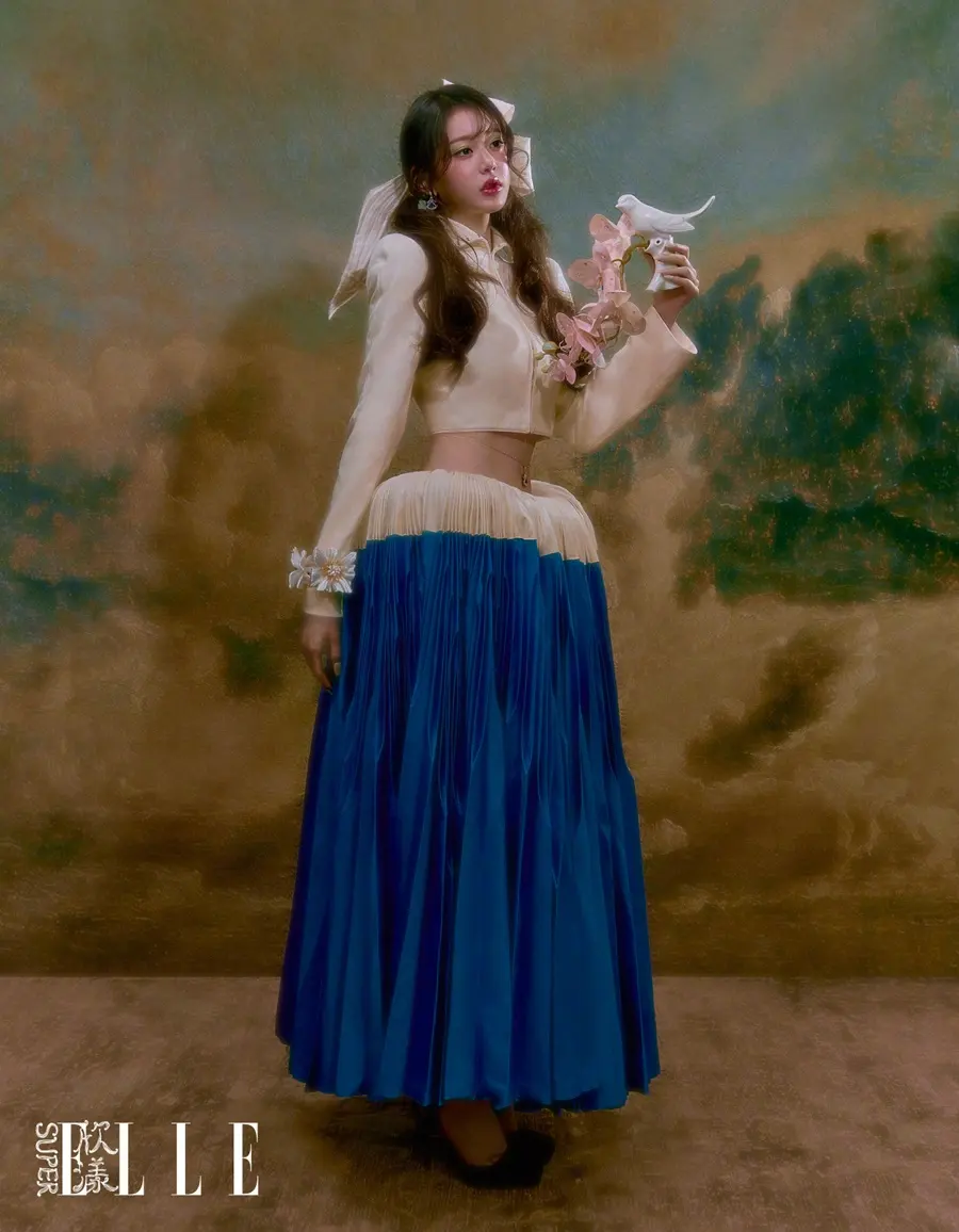 (IVE) Jang Wonyoung @ SuperELLE China September 2025