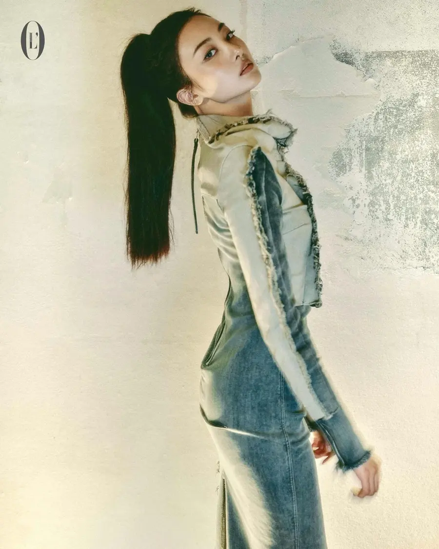 (MEOVV) Gawon @ L'OFFICIEL Singapore September 2025