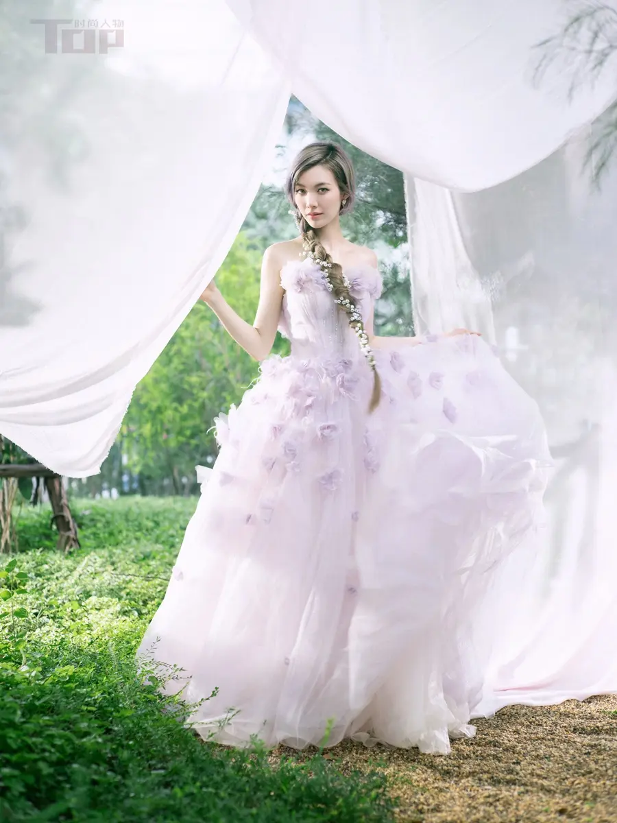 ออม-กรณ์นภัส @ Tops China September 2025