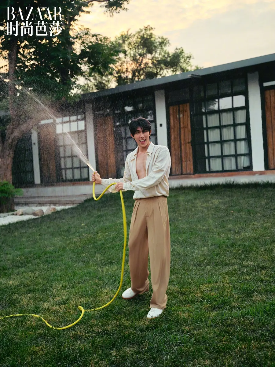 บูม รวีวิชญ์ @ Harper’s BAZAAR China August 2025