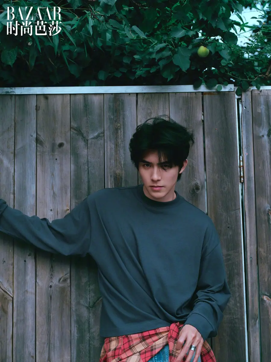 บูม รวีวิชญ์ @ Harper’s BAZAAR China August 2025