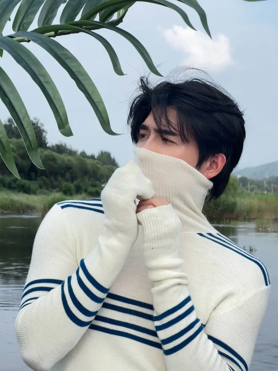 บูม รวีวิชญ์ @ Harper’s BAZAAR China August 2025