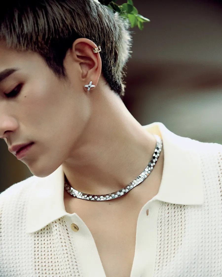 โฟร์ท-ณัฐวรรธน์ @ Harper’s BAZAAR Singapore September 2025