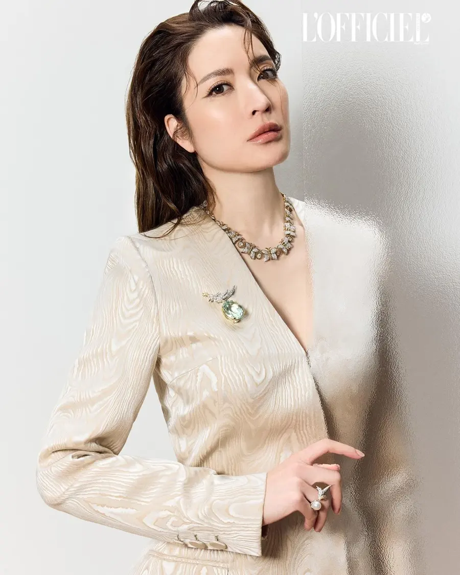 แอฟ-ทักษอร @ L’OFFICIEL Thailand August 2025