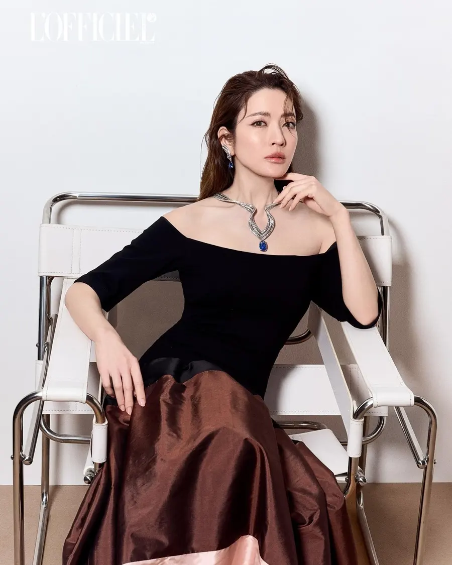 แอฟ-ทักษอร @ L’OFFICIEL Thailand August 2025