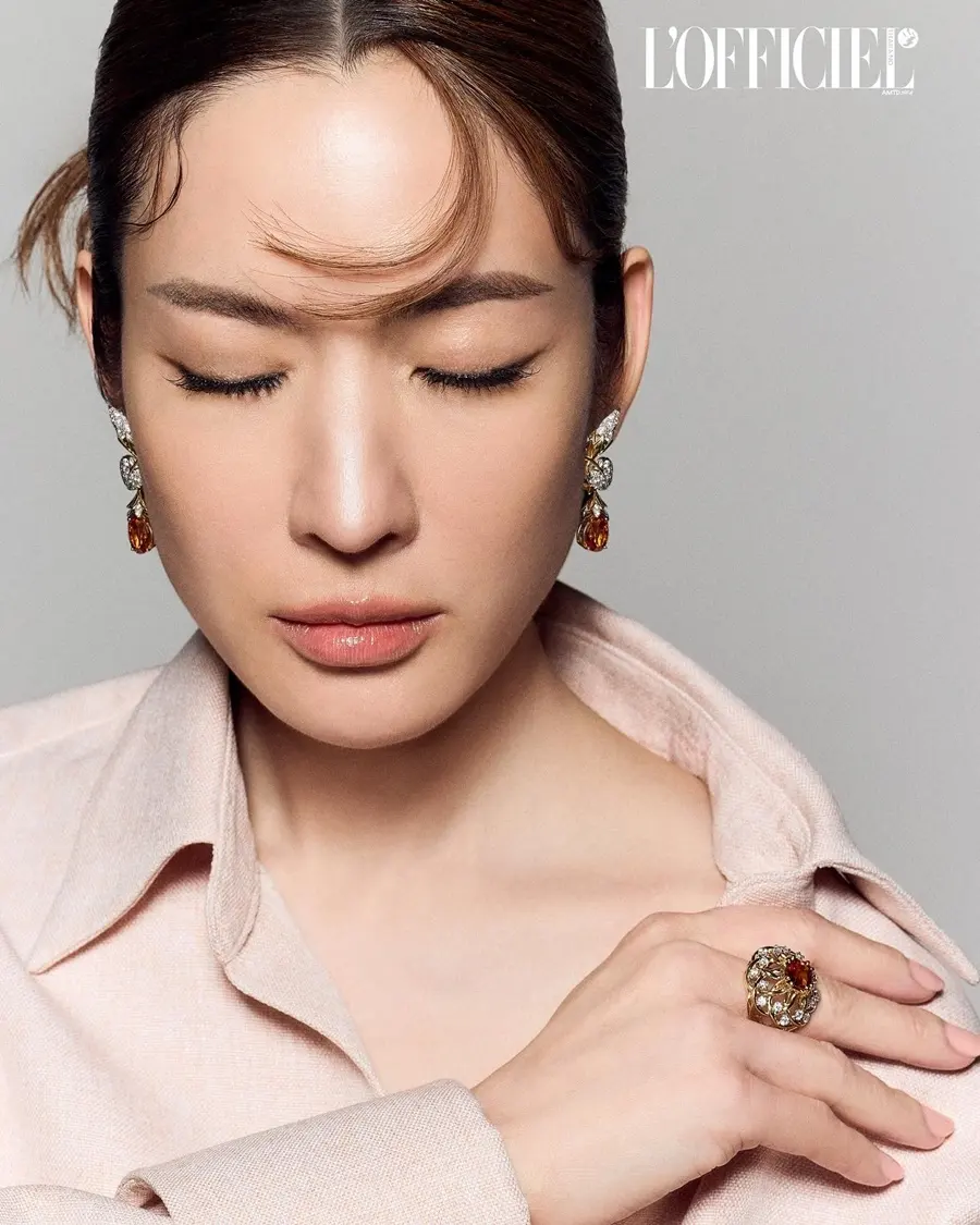 แอฟ-ทักษอร @ L’OFFICIEL Thailand August 2025