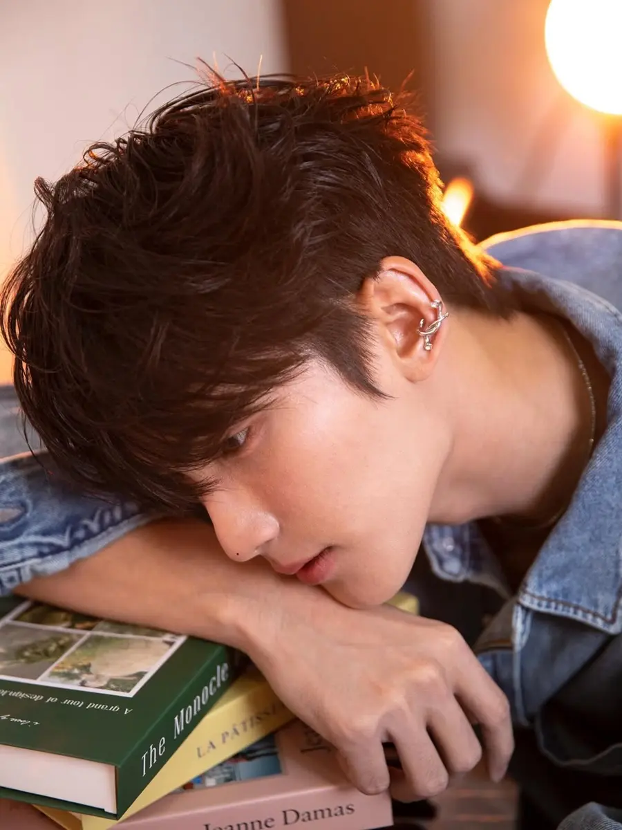 โอม-สาริศ & เฟริสท์-ฉลองรัฐ @ ManGu Magazine issue 311 September 2025