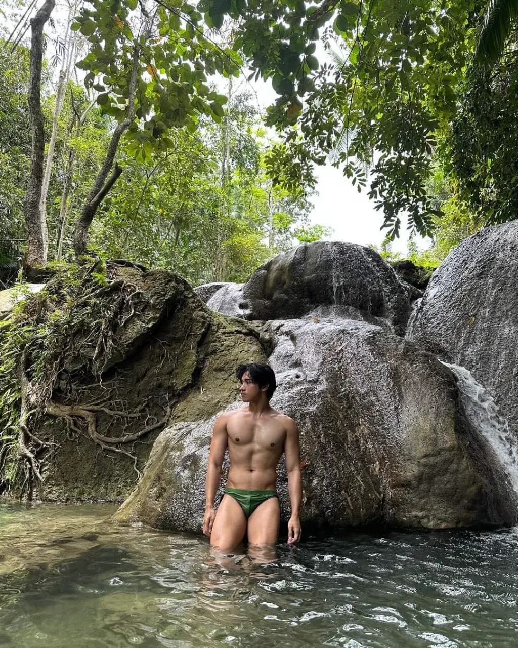 อยากไปเที่ยวน้ำตก