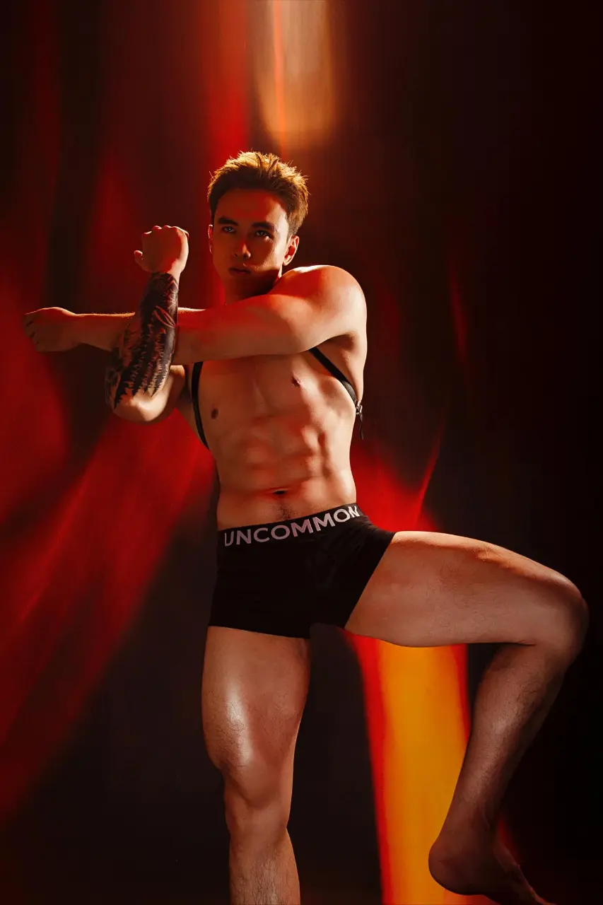 Fitness trainer & Model : Vũ ngộ