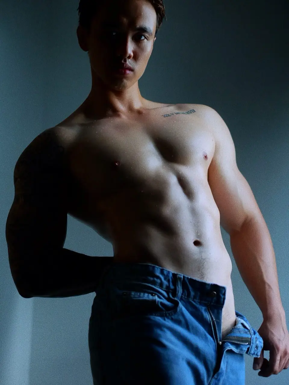 Fitness trainer & Model : Vũ ngộ