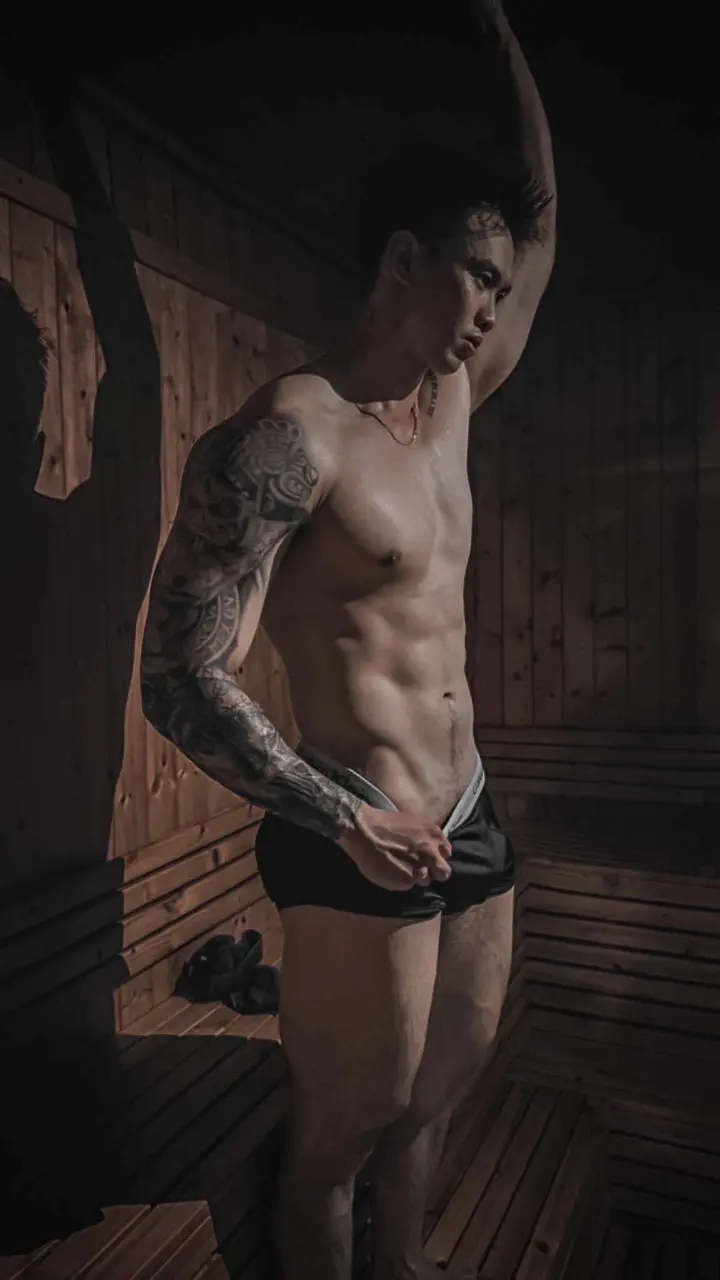 Fitness trainer & Model : Vũ ngộ