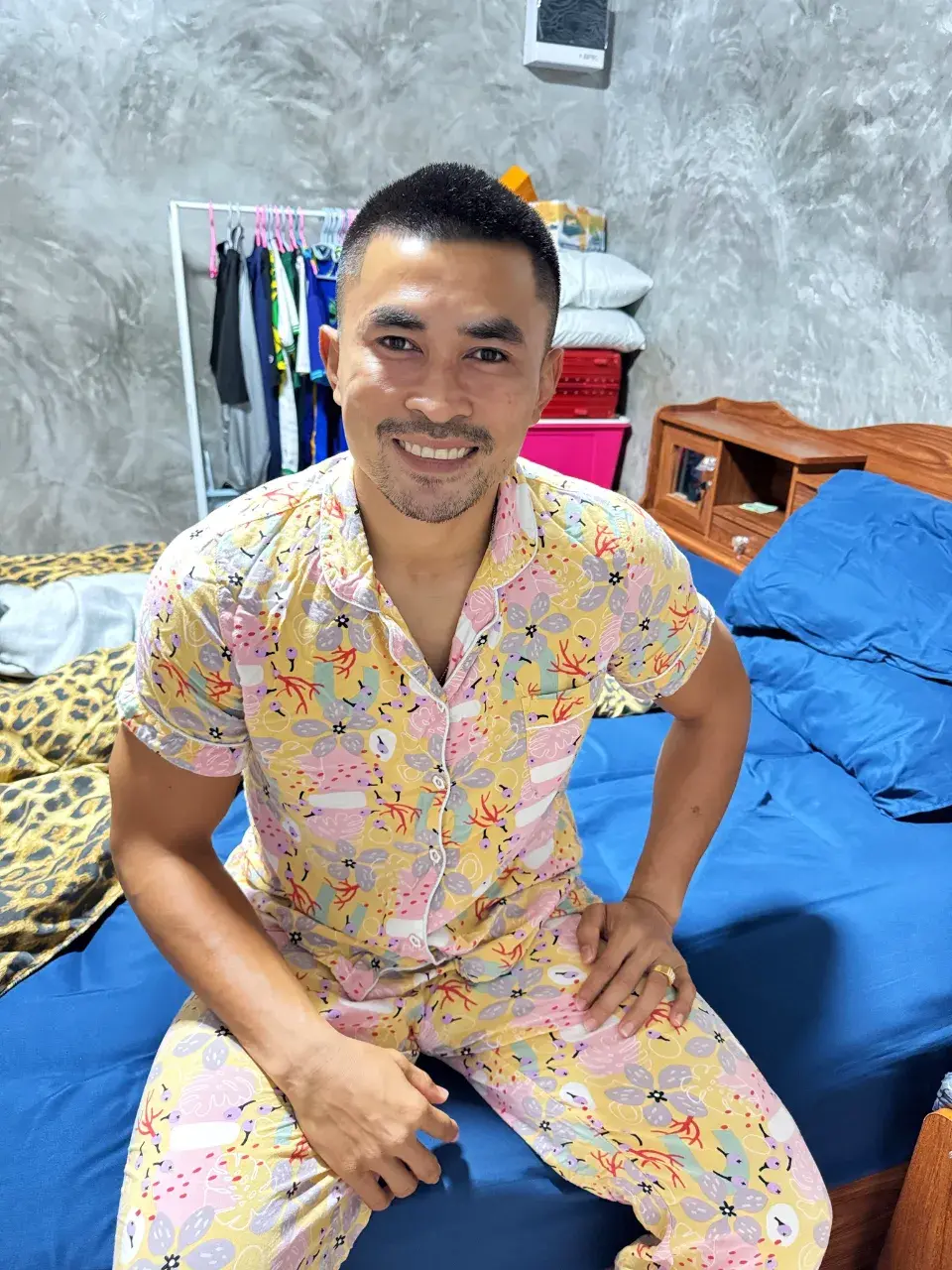 แด๊ดดแซ่บมาก