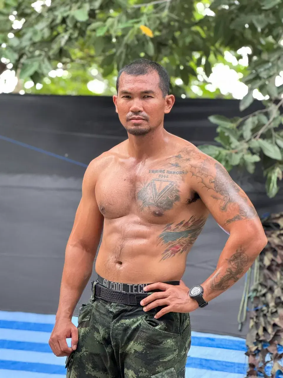 ยอมจุกคาอกพี่