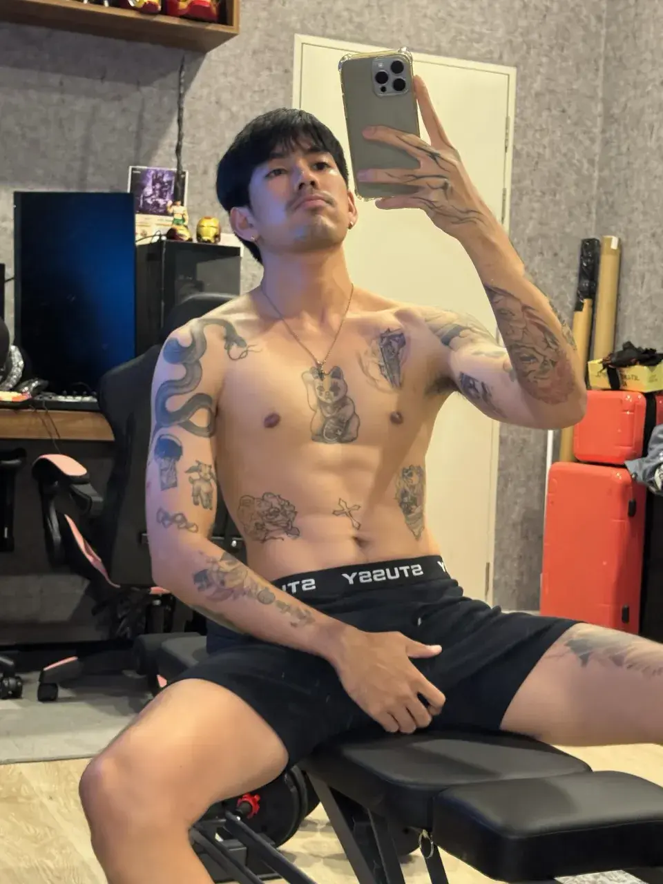 เห็นรอยสักแล้วรักเลย