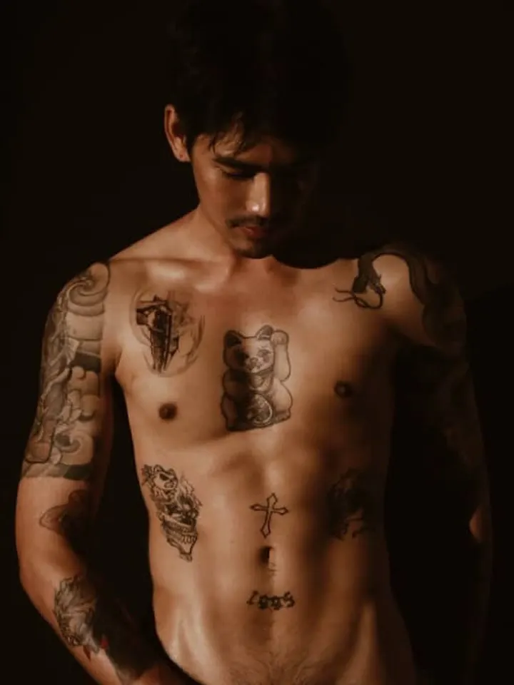 เห็นรอยสักแล้วรักเลย