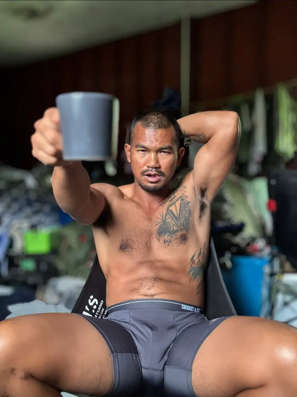 เห็นรอยสักแล้วรักเลย