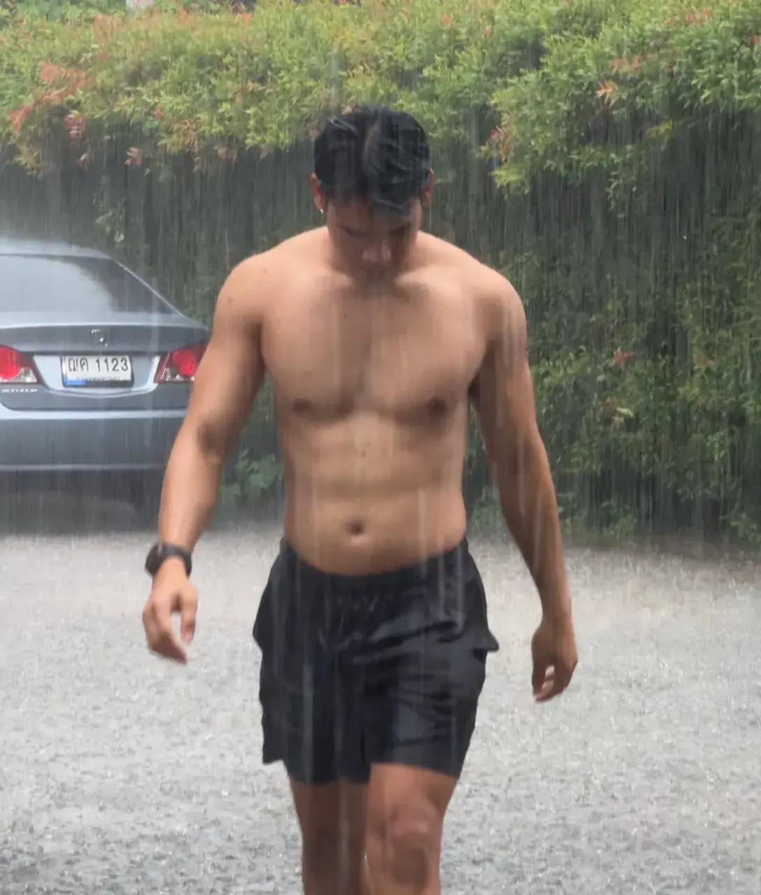 พร้อมโดนกระแทก