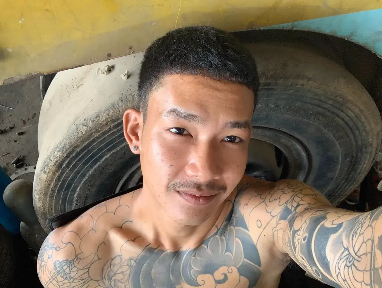 พร้อมโดนกระแทก